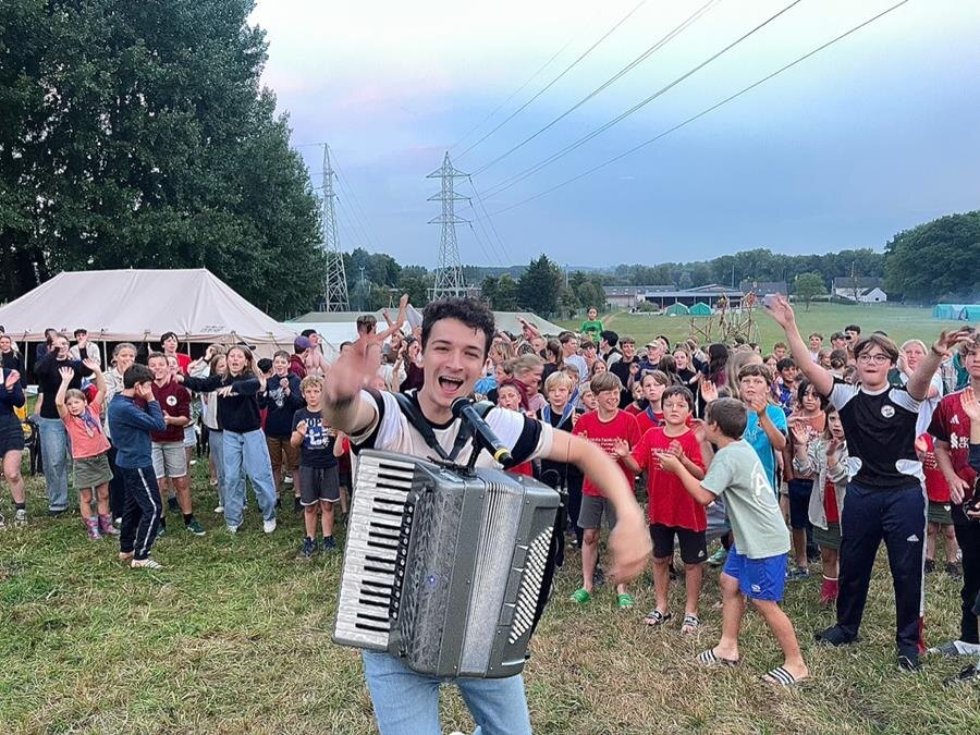 Accordeonist-zanger Thomas Julian beleefde een topzomer