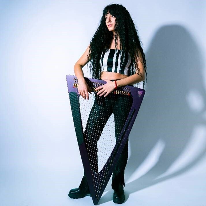 Kety Fusco uses the harp as you’ve never imagined it before on new album. 