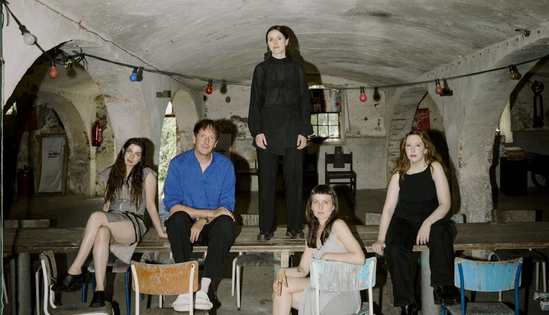 Christian Löffler speelt Op dinsdag 17 februari 2026 in het Koninklijk Circus