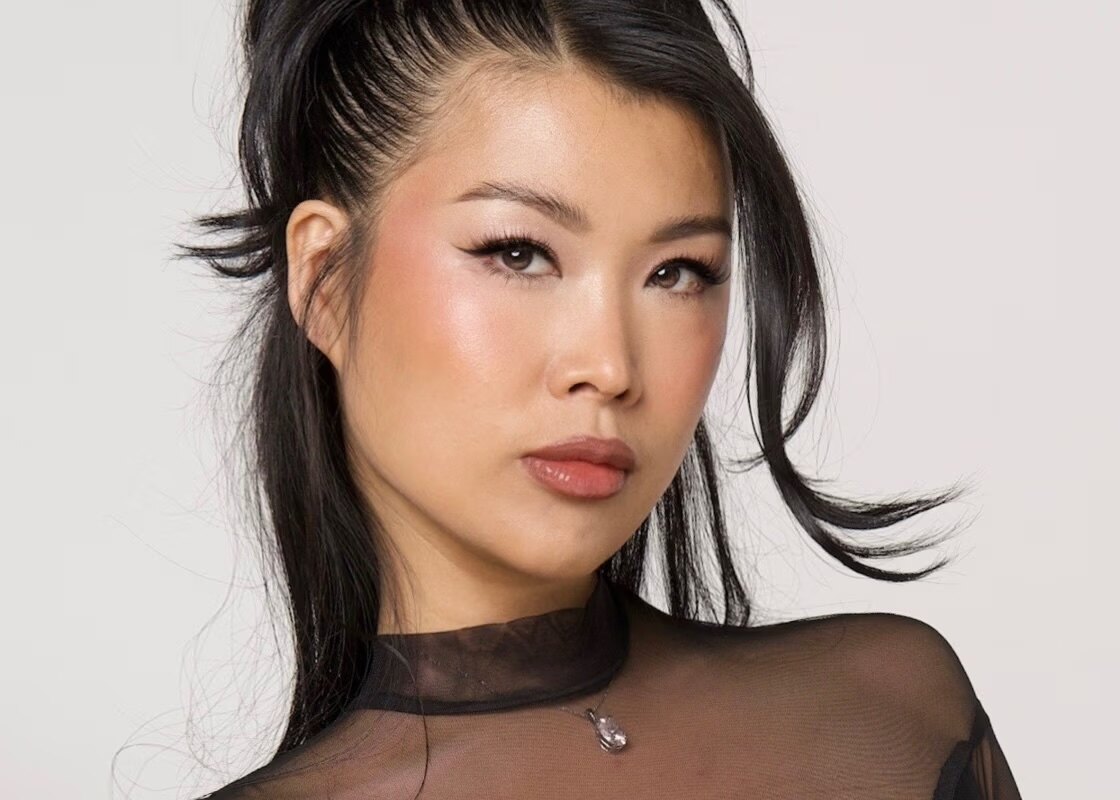 Jiaoying Summers speelt op zaterdag 25 april 2026 in Arenberg