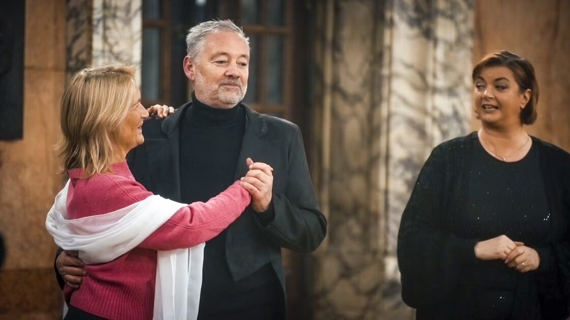 Manu Van Acker regisseert het liefdesleven van vijftigplussers Ilse en Paul in Het Complot