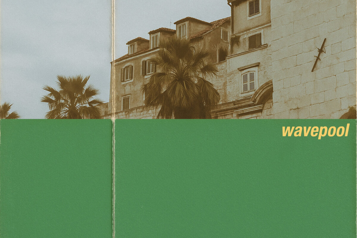 wavepool (dream pop / shoegaze, France) share new single "Blue Moon"