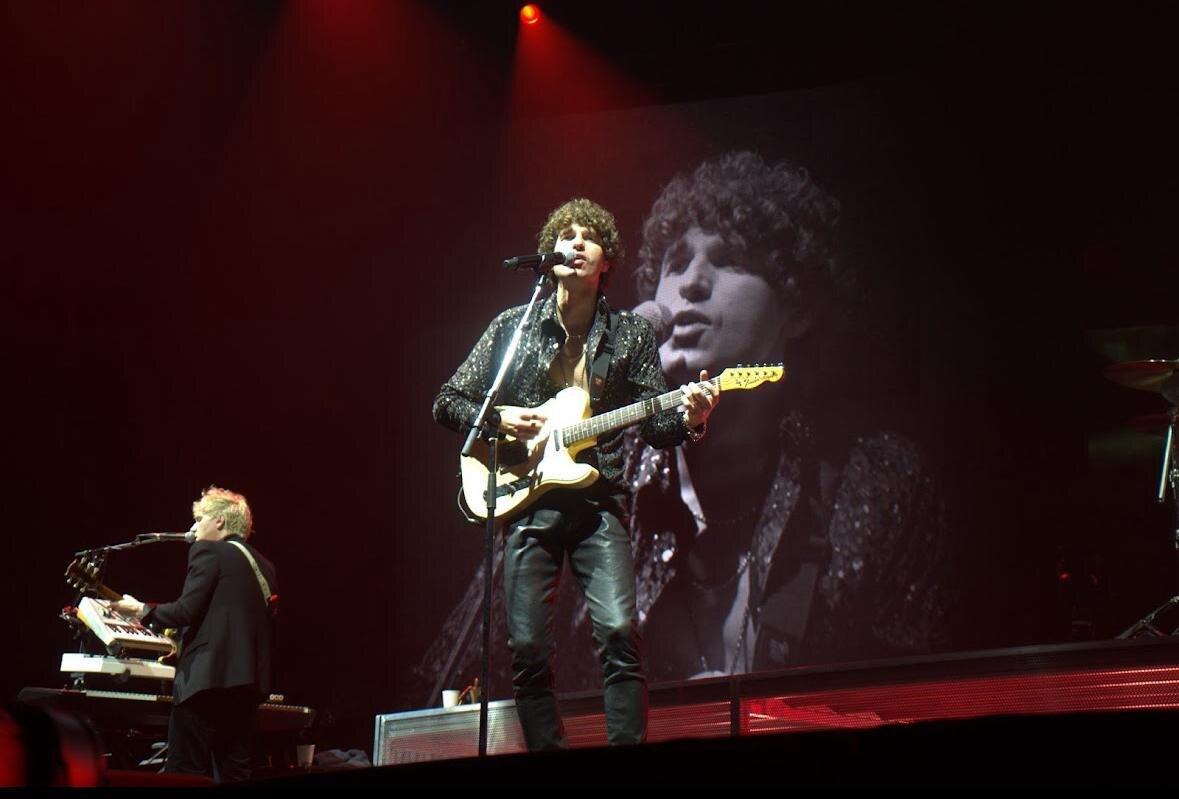 The Kooks tonight kicked off their highly anticipated ‘Never/Know’ UK Arena Tour at Manchester’s Co-op Live