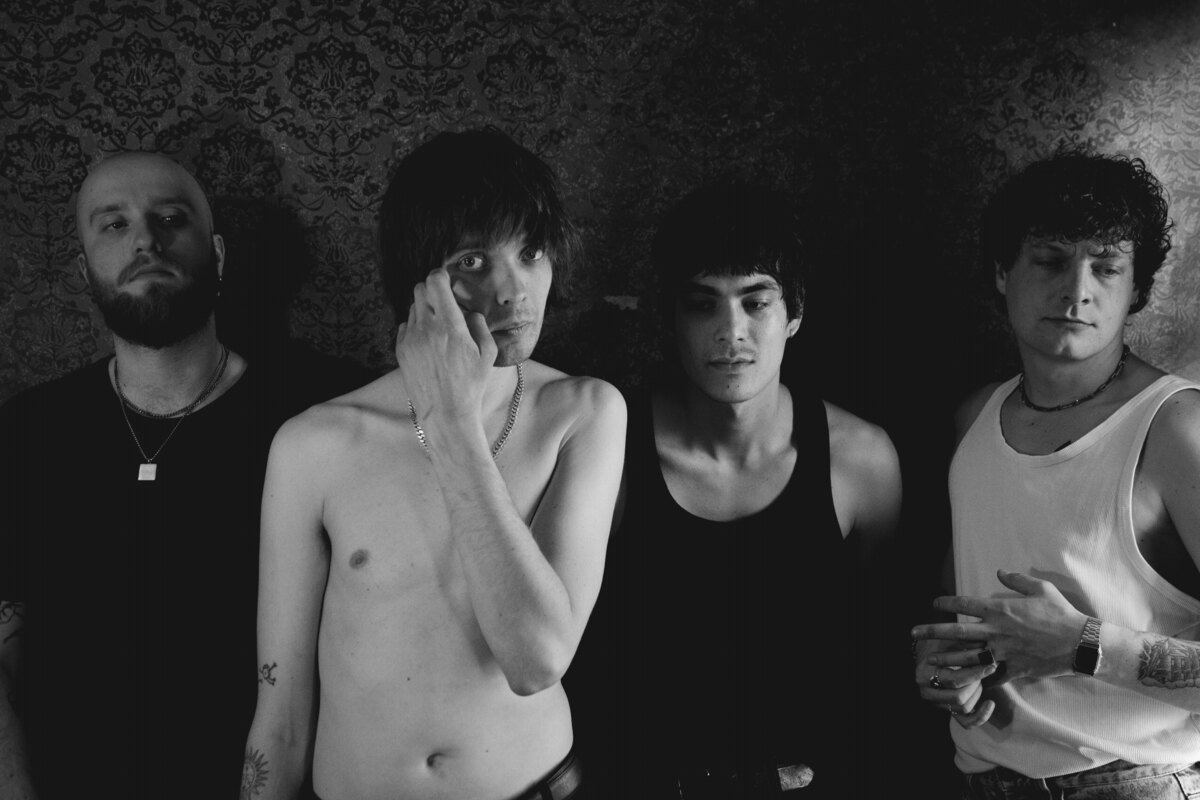 The Vices release new single "I Know" and new deluxe edition of "Before it might be gone"