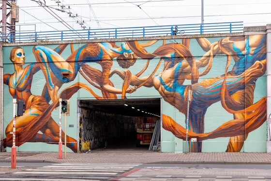 Cirque du Soleil onthult permanente streetart-installatie in Brussel geïnspireerd op Alegría – In A New Light