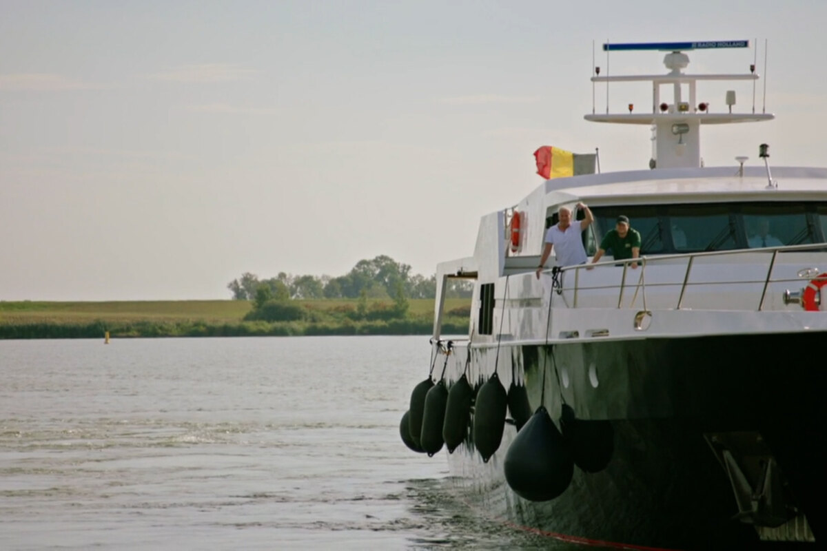 De Verhulstjes zetten koers naar Rotterdam voor de laatste aflevering van het seizoen