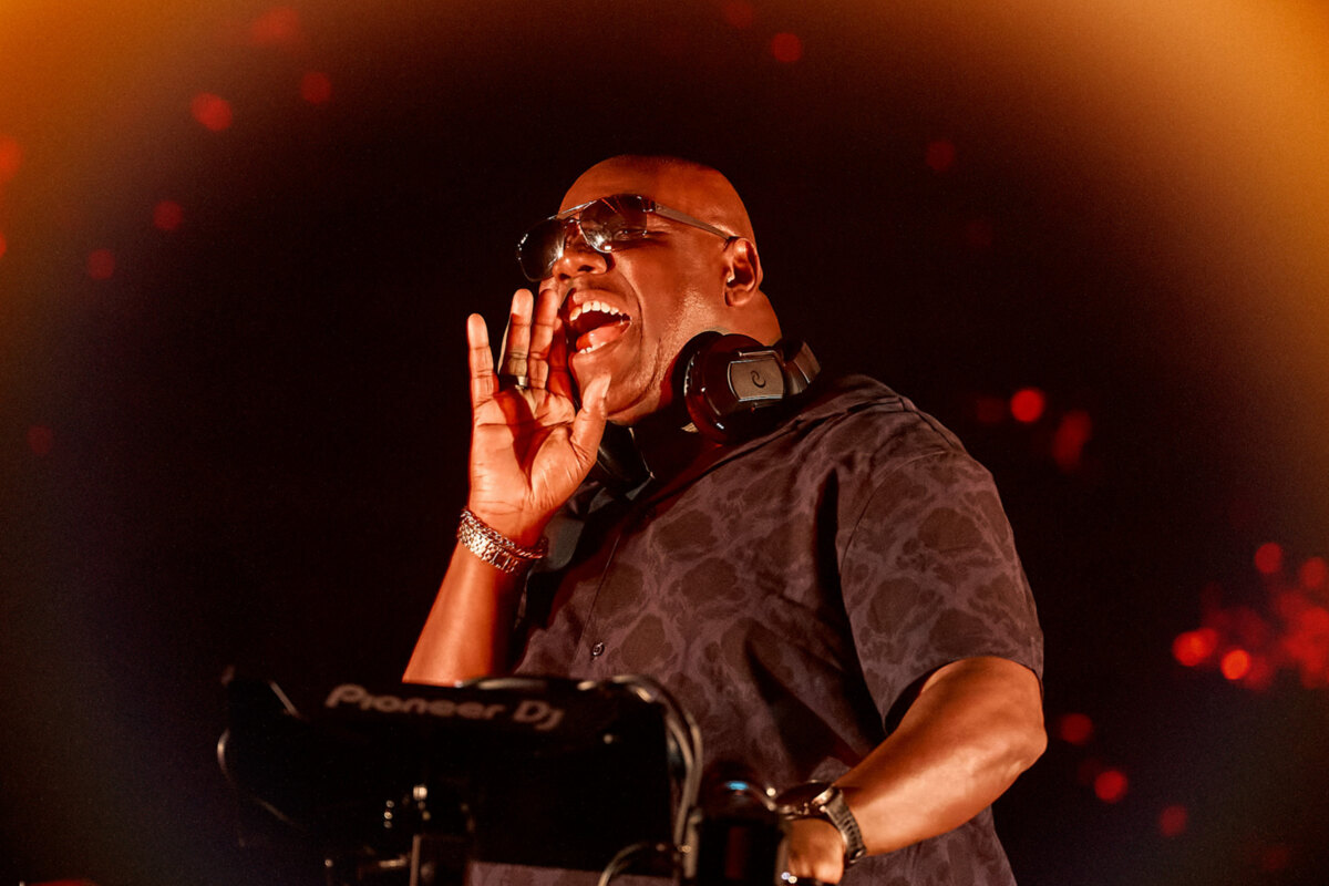 Carl Cox Releases 7hr DJ set recorded live at [UNVRS] – available now in Spatial Audio exclusively on Apple Music