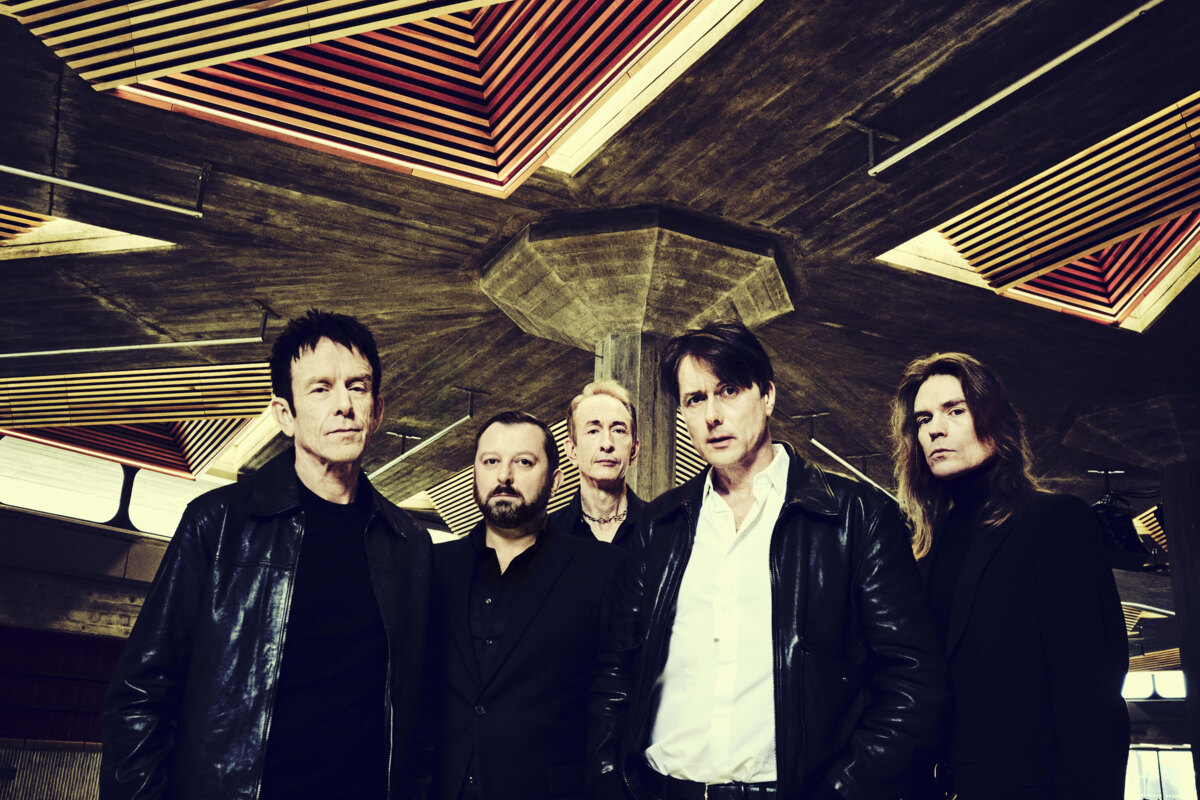 Suede vervoegt Editors op vrijdag 7 augustus tijdens Lokerse Feesten