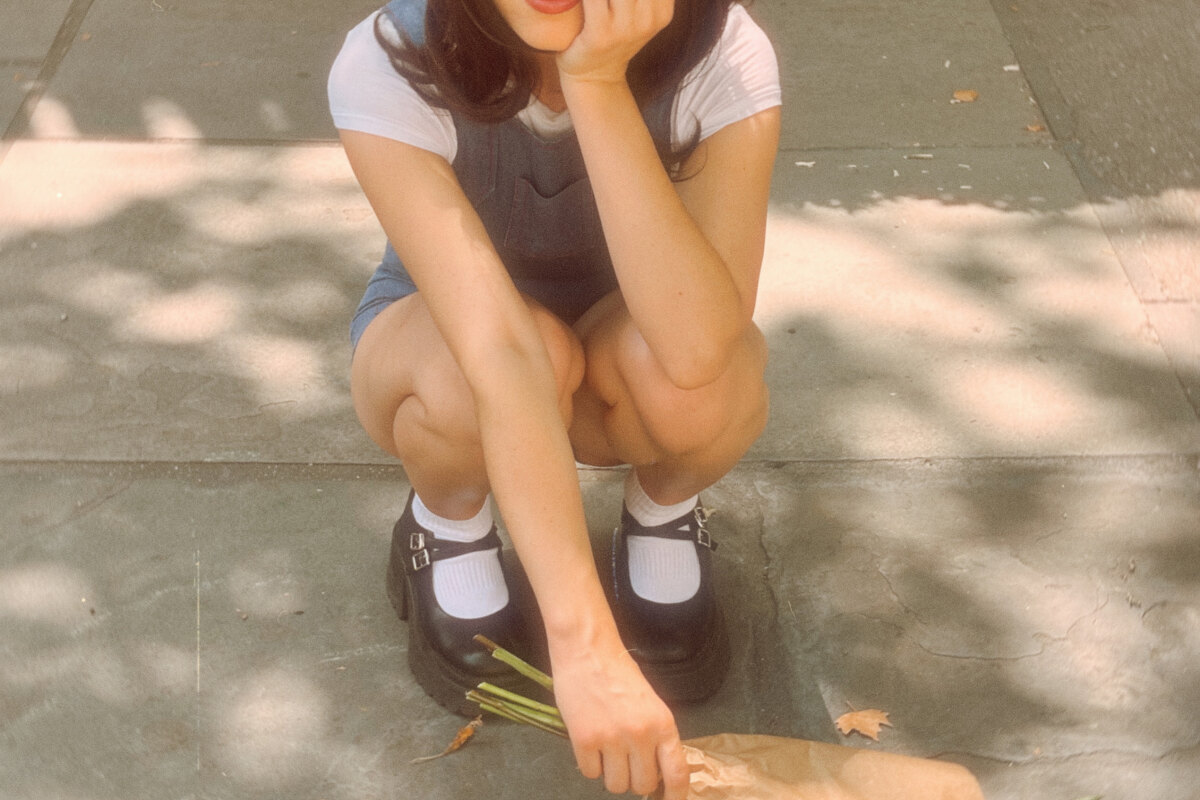 Anaïs & The Hoops Shares "Growing Pains" Music Video