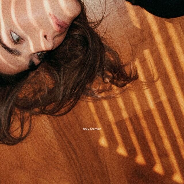 Elenee Releases New Cover “Holy Forever”