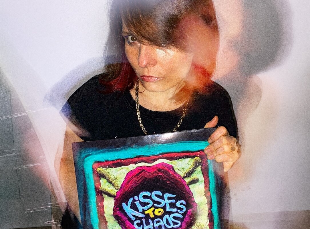 Izzy and the black trees "Kisses to Chaos" Out Today!