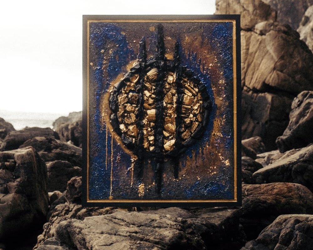 "The Glow Before I Go" is the new album from Spanish band Teksuo