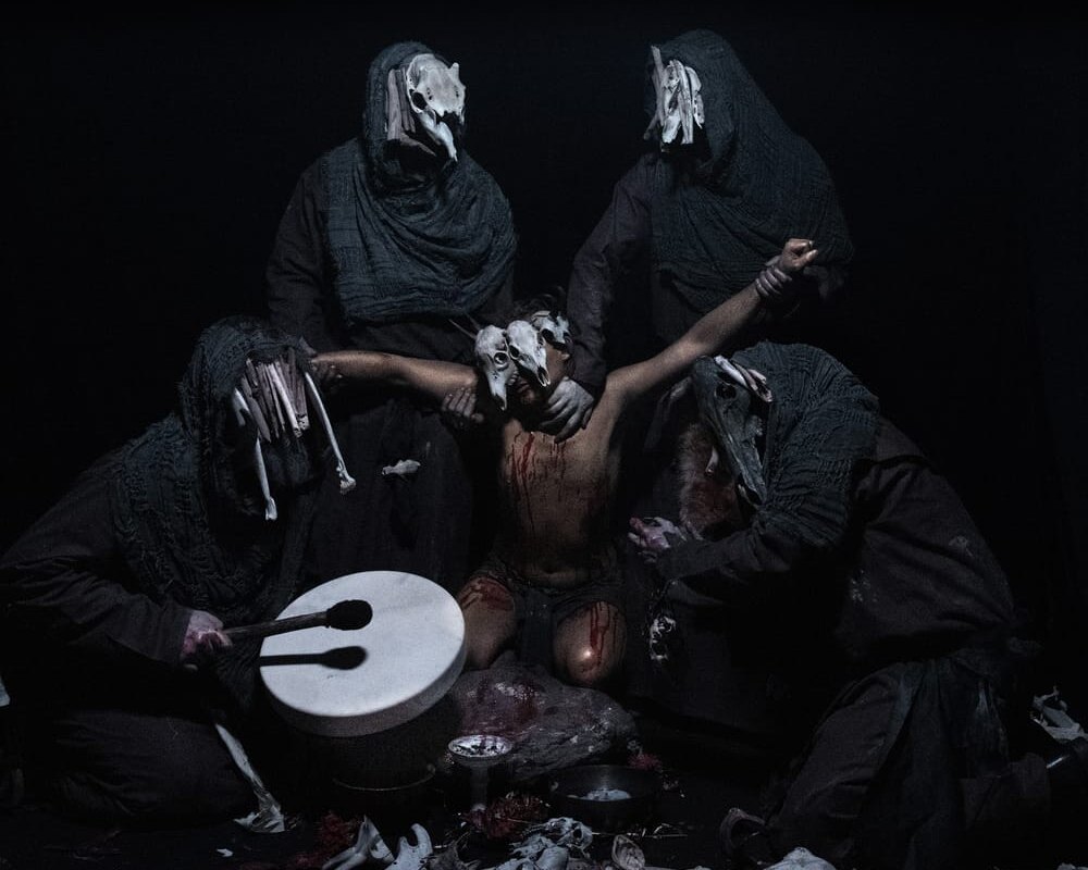 Austrian band Richthammer release new single “Durch Trieb zur Qual”