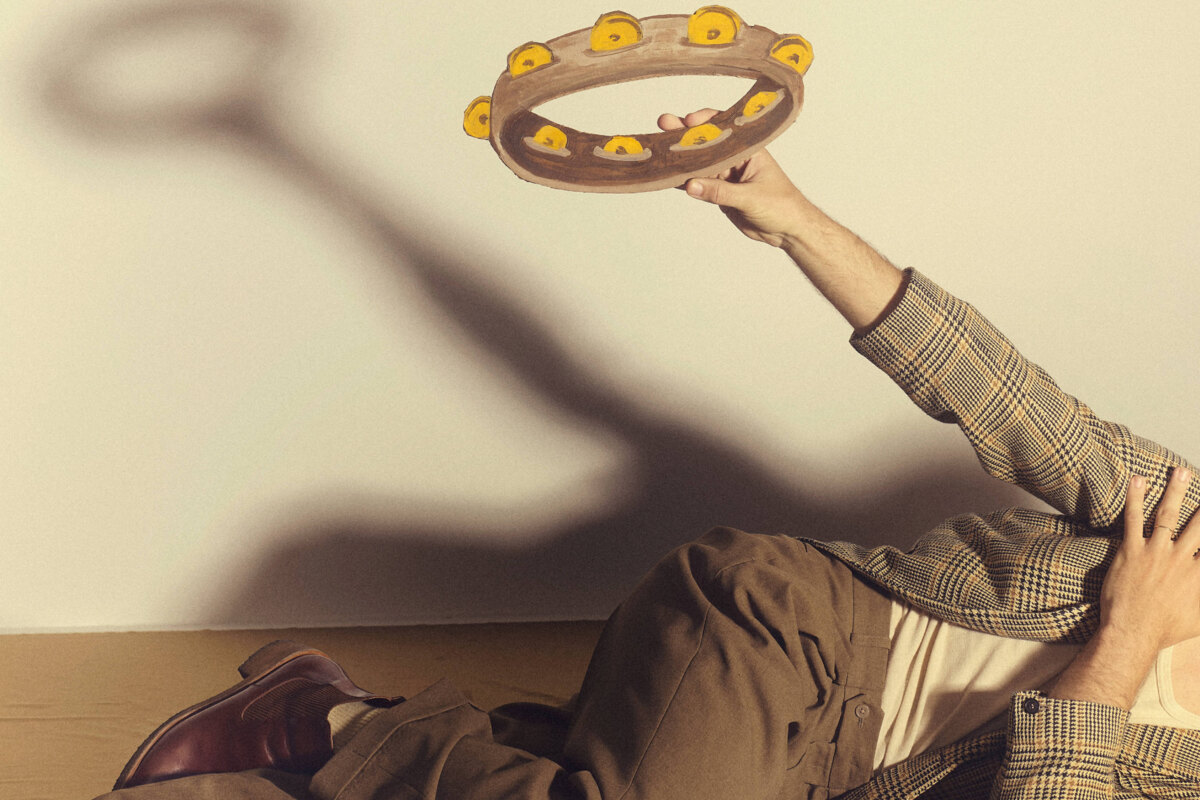 Lenny Lenny shares debut single and videoclip "Tambourine" - new solo project of Lennert Coorevits from Compact Disk Dummies