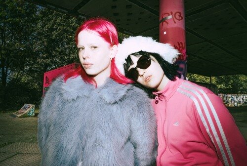 POM lanceert single I want it