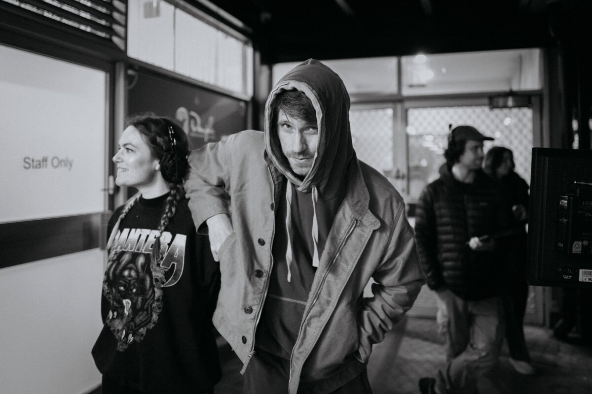 'Karaoke Bar' by Angus & Julia Stone