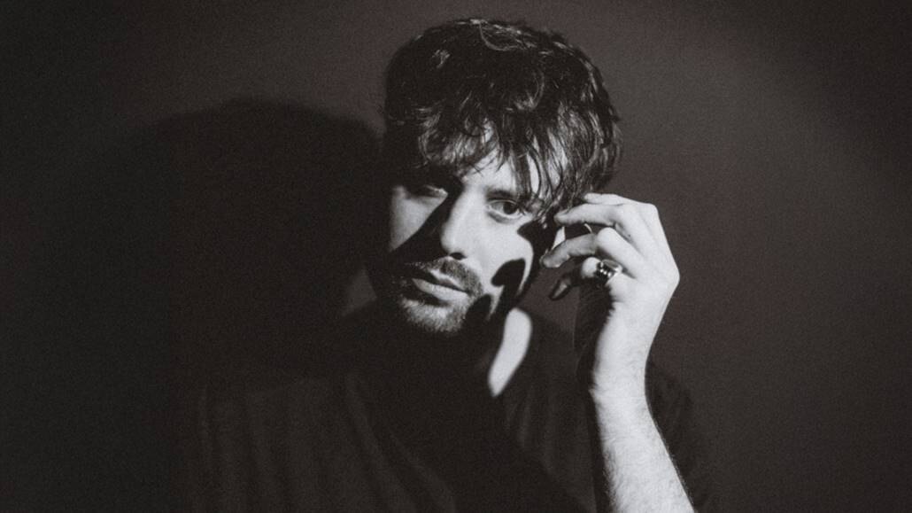 Mathis Akengin releases sublime debut album ‘Passage Des Fleurs’