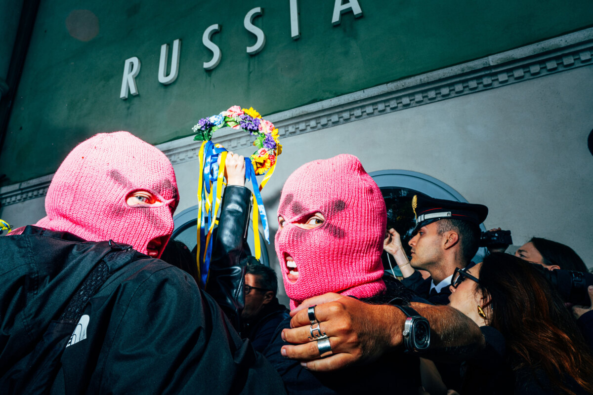 CYKA, the debut album of Pussy Riot