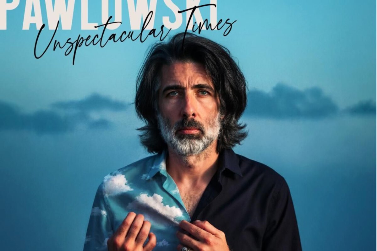Mauro Pawlowski lanceert Unspectacular Times