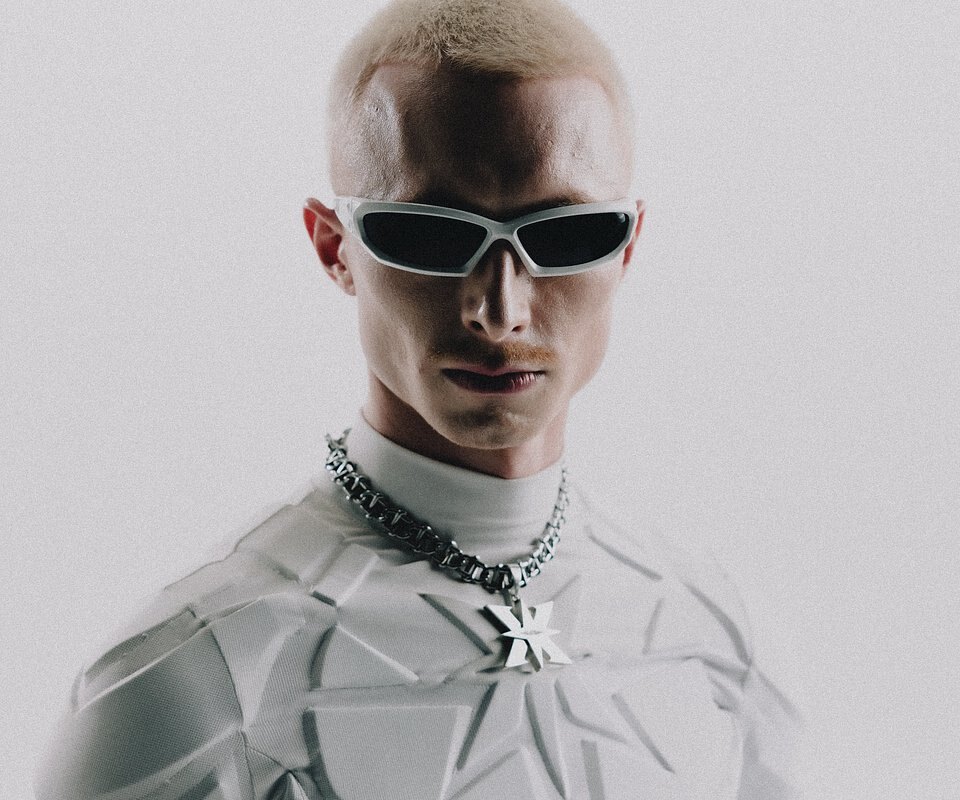 Kuko welcomes Tokio Hotel to hard techno for the first release of his debut album ‘CATHARSIS'