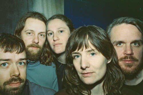 Lowly lanceert nieuw album Softy en deelt titeltrack