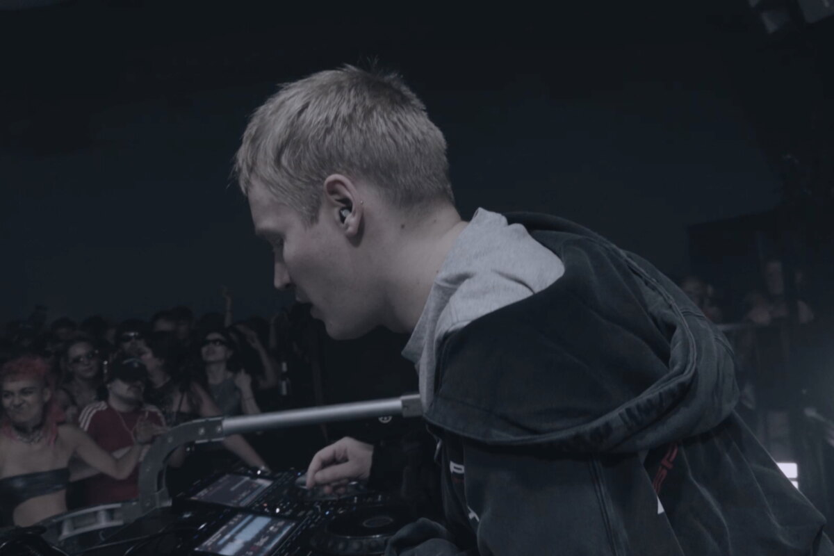Brutalismus 3000 Releases New Music Video for "Kairo"