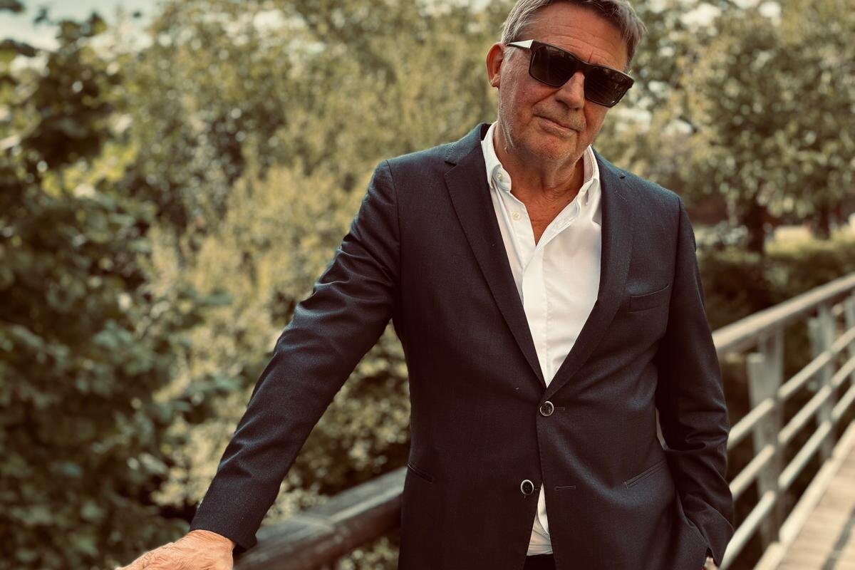Nieuwe grote naam: ook kijkcijferkanon Erik Van Looy komt naar Rijvers