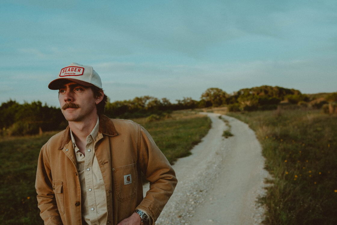Dylan Gossett speelt op dinsdag 16 februari 2027 in La Madeleine