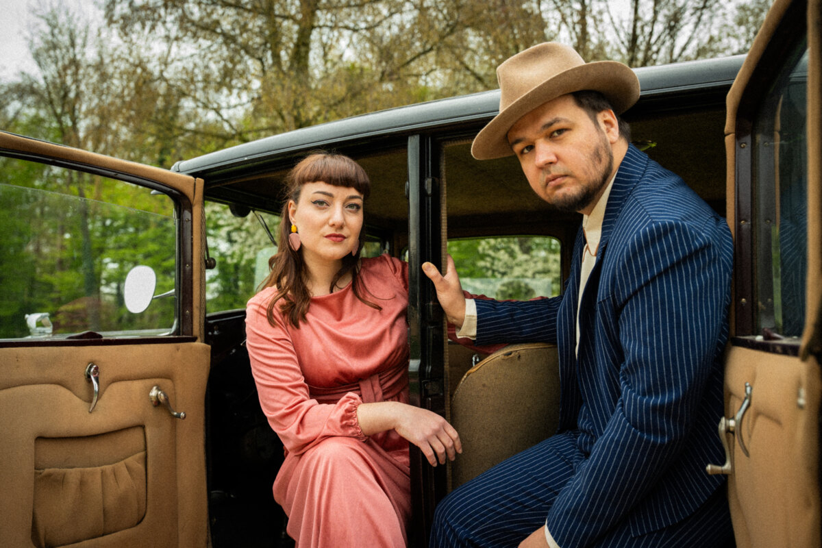 Dutch Americana folk duo Barn & Belle release 'Start Again' on 2 Sept