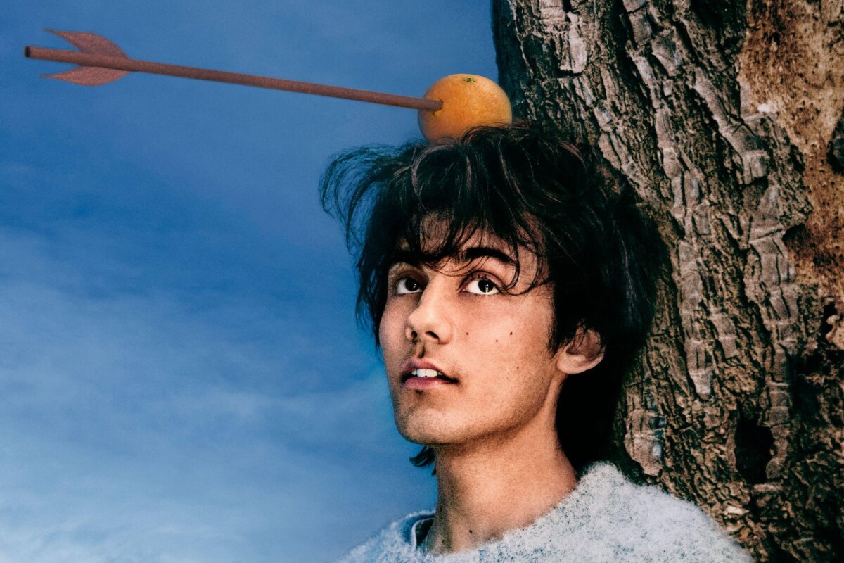 Single out now: aron! "Call When You Can (feat. dodie)"