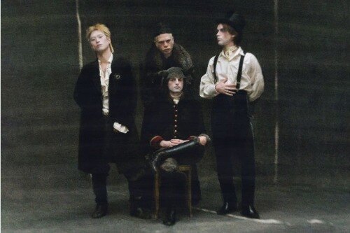 HMLTD kondigt album aan met single I used to ride in limousines