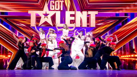 Wereldberoemde kip Curry krijgt concurrentie: baasje Jo keert terug naar Got Talent met hond Bo