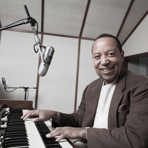 Hammond Organ Master Vel Lewis Teams With Acclaimed Saxophonist Marion Meadows for "Smoovee"