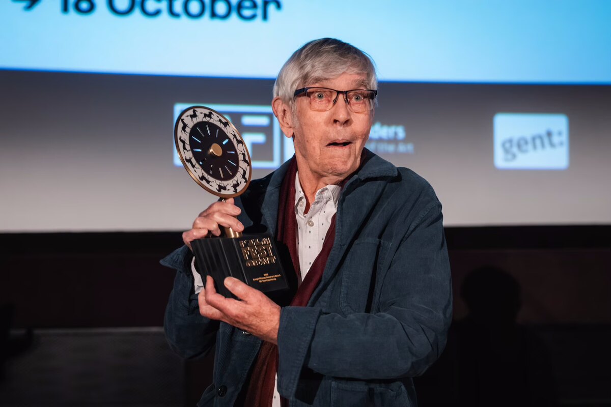 Liever acteur dan filmster: Sir Tom Courtenay ontvangt Joseph Plateau Award op Film Fest Gent