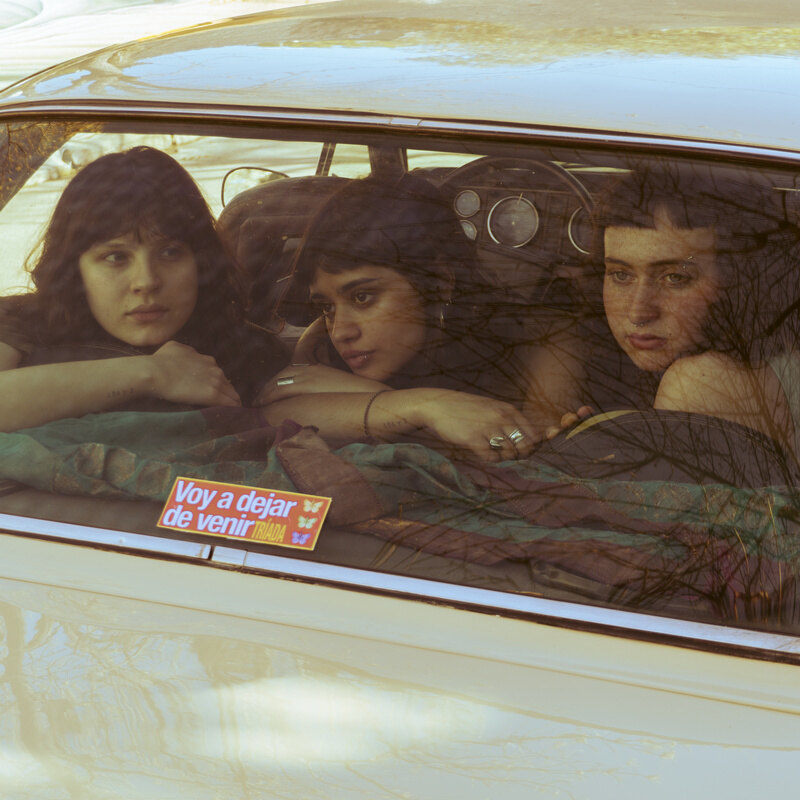 Single out now: Triada "Voy A Dejar de Venir"