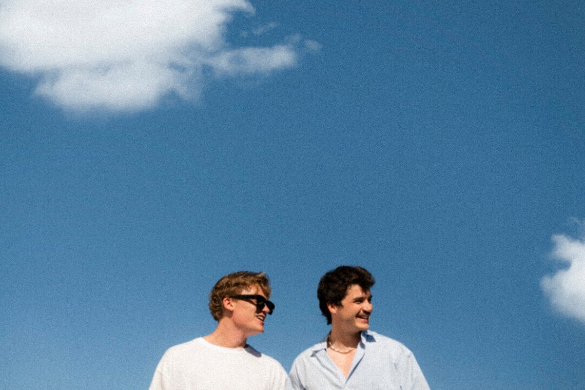 Henri PFR verlengt de zomer met zijn nieuwe single 'Make Love'