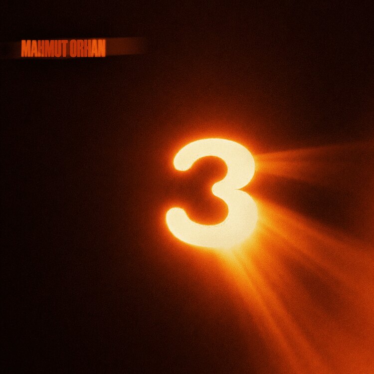 Mahmut Orhan’s 19 track album ‘3’ embraces a new chapter of creative freedom