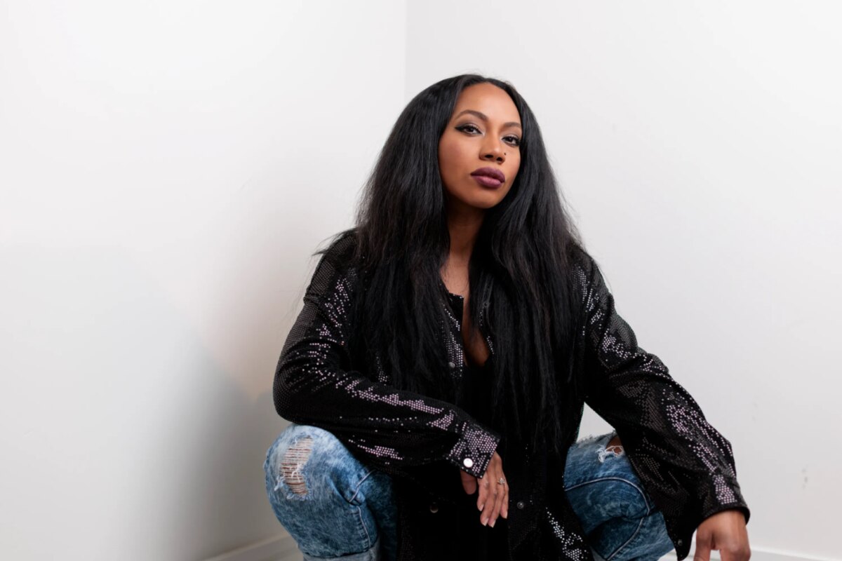 Luna Red Drop Her Powerful New EP Still Becoming