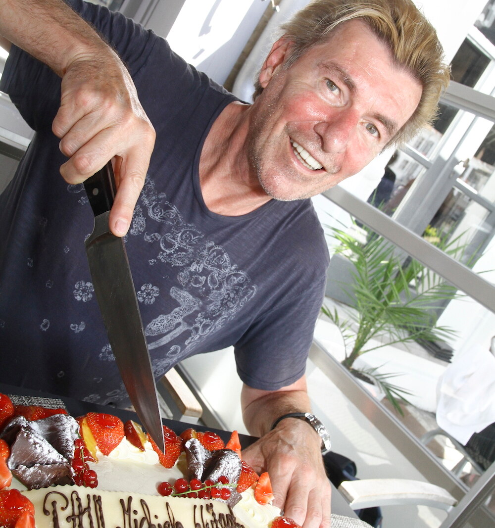 Paul Michiels, zondag 66, nieuw platencontract en crooneralbum dit najaar!