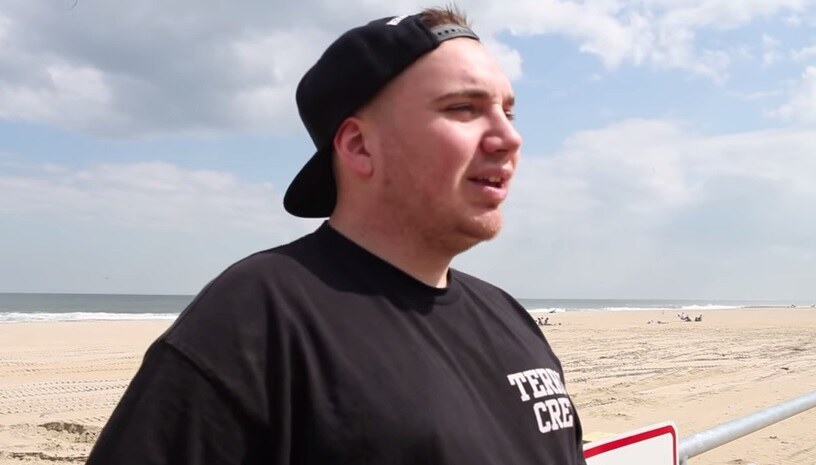 Front Porch Step releases new video for "Aware"