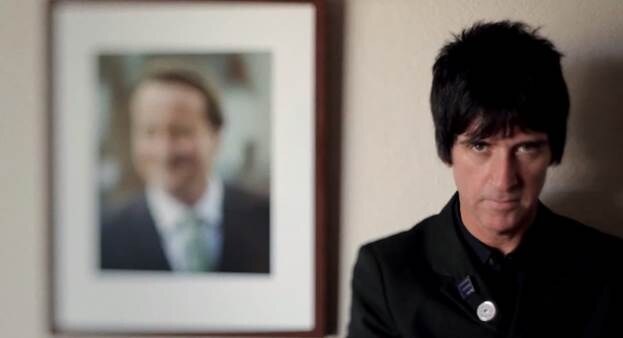 Bekijk de nieuwe videoclip van Johnny Marr - Easy Money