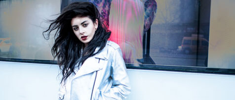Charli XCX als special guest bij Katy Perry