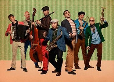 Amsterdam Klezmer Band speelt op Fiesta Mundial