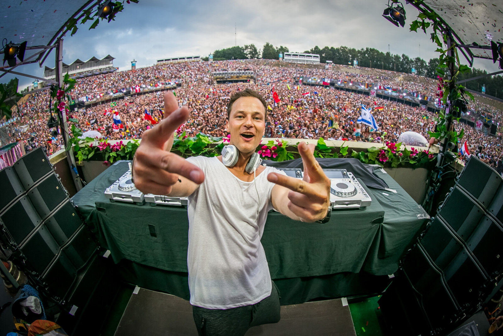 Yves V geeft eerste soloconcert in de Lotto Arena