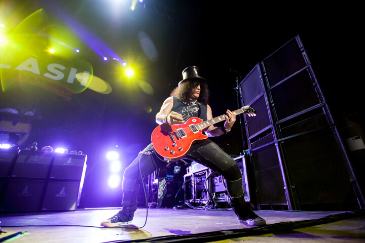 Slash en Myles Kennedy rocken in Vorst Nationaal