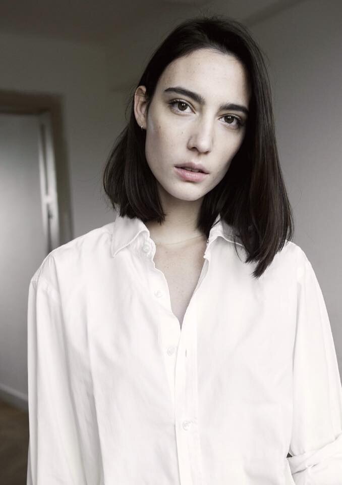Antwerps topmodel Amélie Lens draait vrijdag in Café d’Anvers 