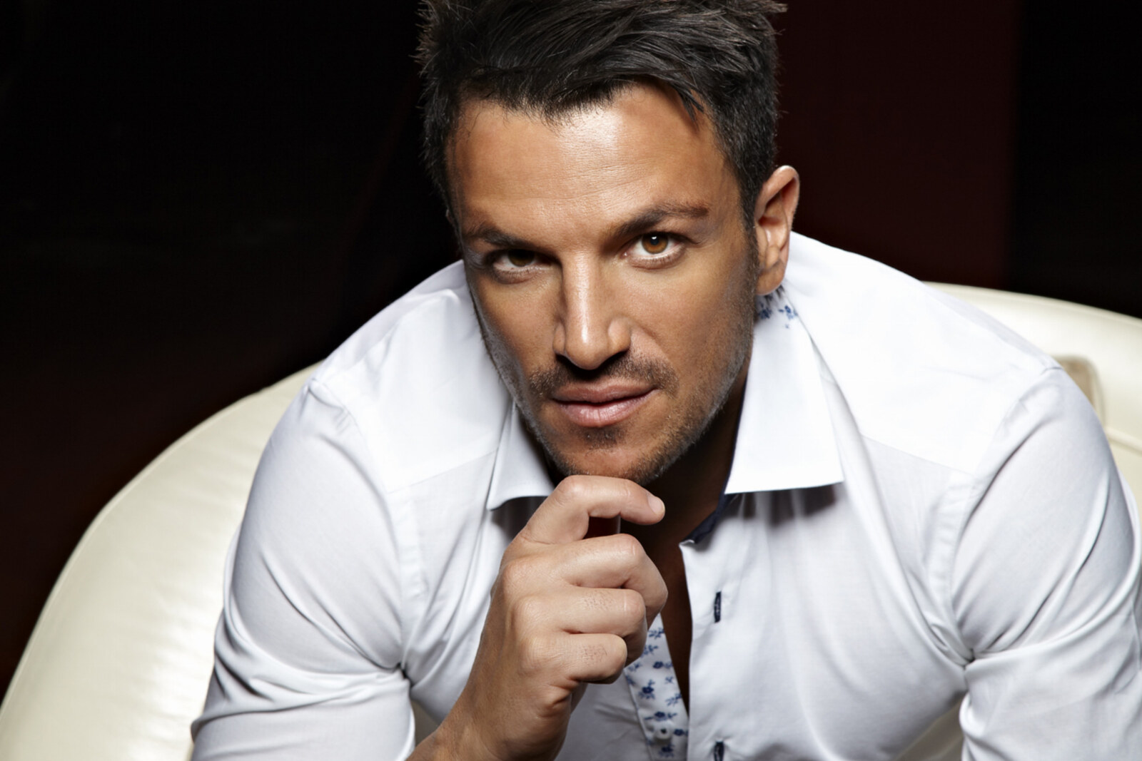 Vrouwenmagneet Peter ‘Mysterious Girl’ André op I love the 90’s – The Party !