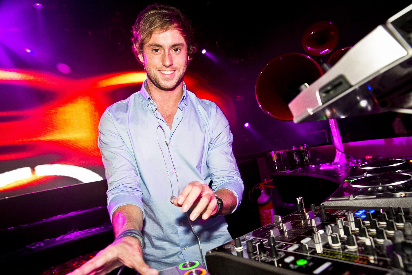 Limburgse DJ Kenn Colt achter de draaitafel in Amerika