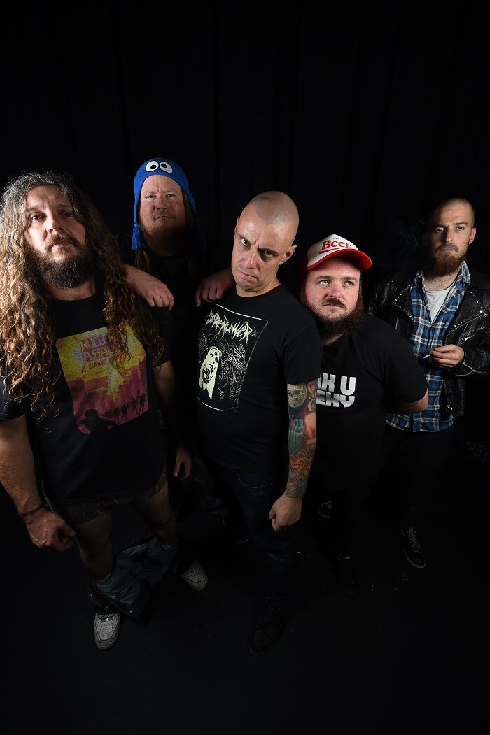 King Parrot signs with Agonia Records