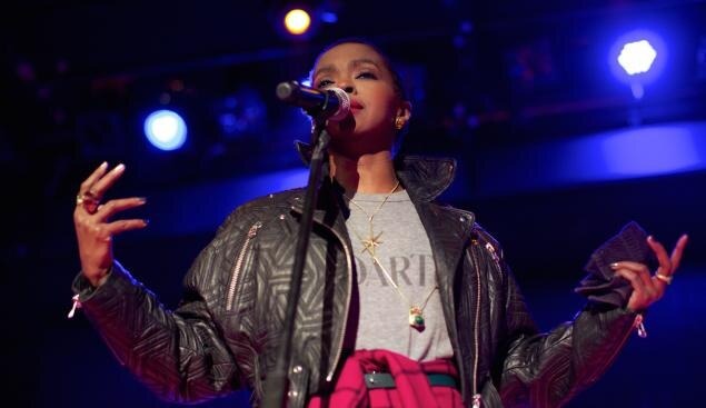 Ms. Lauryn Hill en 47 anderen aan de Dour Festival affiche toegevoegd!